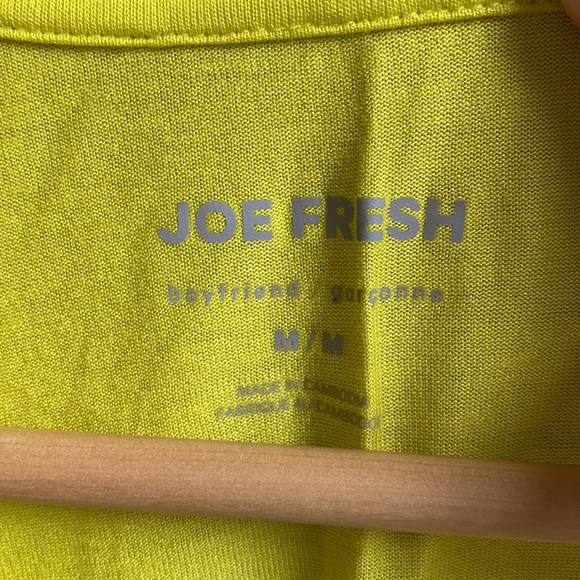 Boyfriend T by Joe Fresh in high Vis yellow - Picture 5 of 9